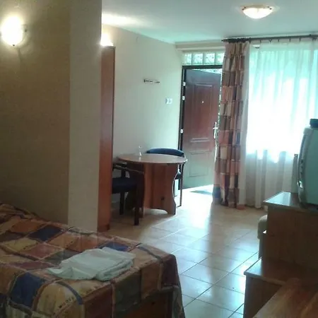 Camping Domki / Dom Zeglarza *